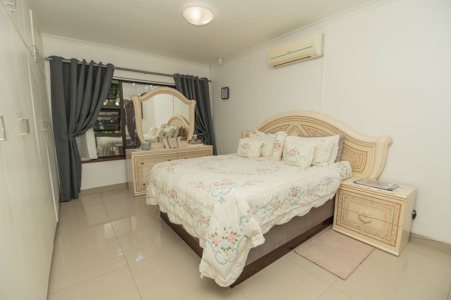 4 Bedroom Property for Sale in Lovemore Heights Estate Eastern Cape